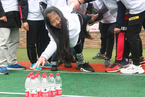 风华正茂、恰同学少年